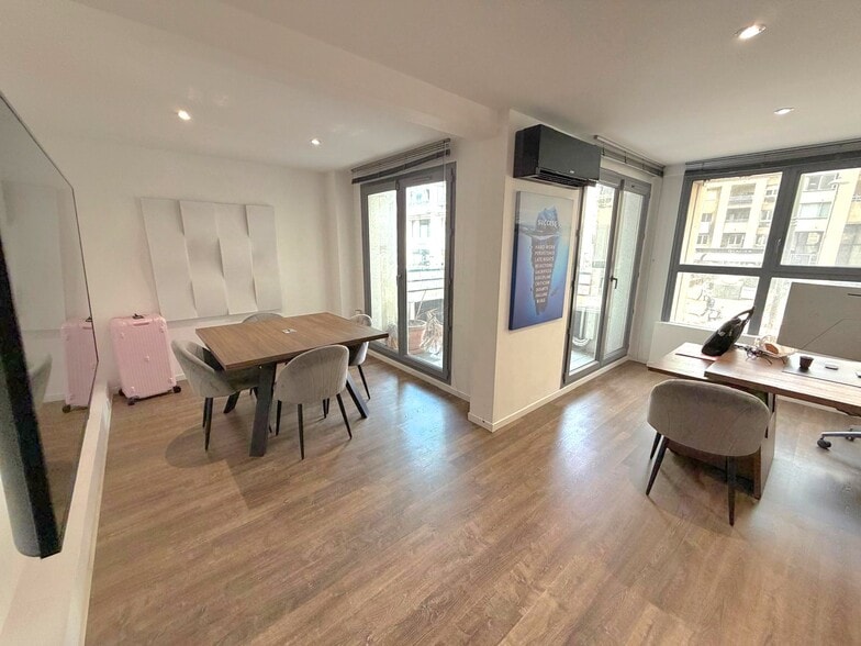 42 Allée Turcat Mery, Marseille à vendre - Photo intérieure - Image 3 de 9