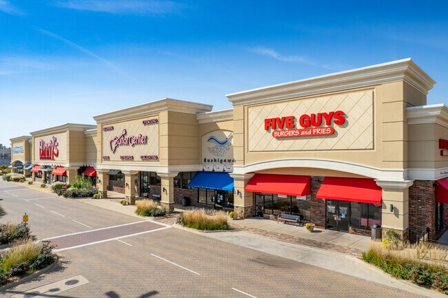 Plus de détails pour 2601 W Lake Ave, Peoria, IL - Commerce de détail, Local d'activités à louer