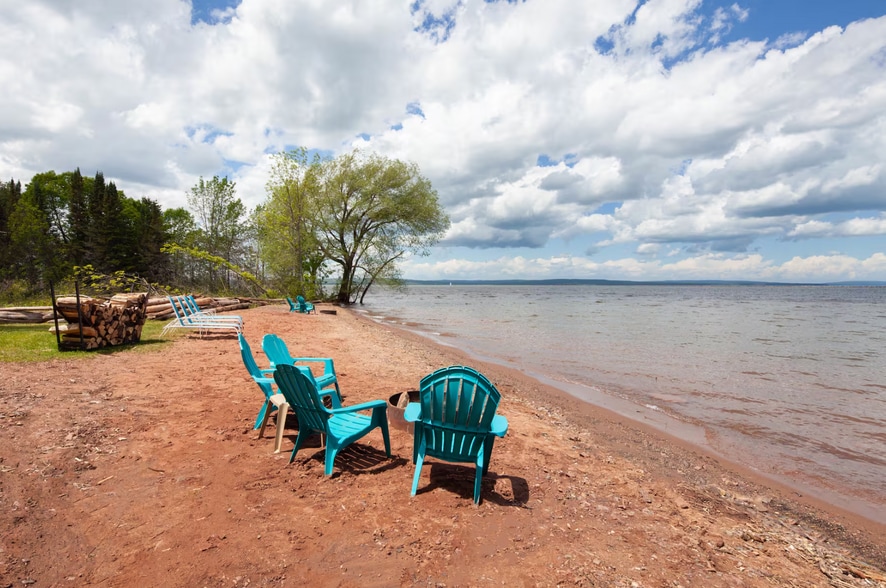 3009 Lakeshore Dr E, Ashland, WI à vendre - Photo du bâtiment - Image 3 de 25
