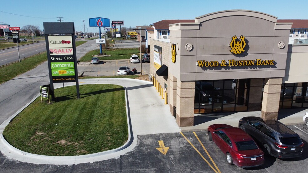 3400 W Broadway Blvd, Sedalia, MO à louer - Photo du bâtiment - Image 3 de 7