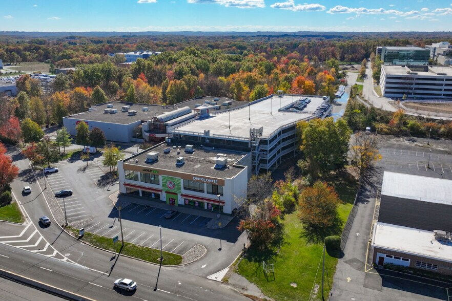 145 State Route 10, East Hanover, NJ à vendre - Photo du bâtiment - Image 2 de 2