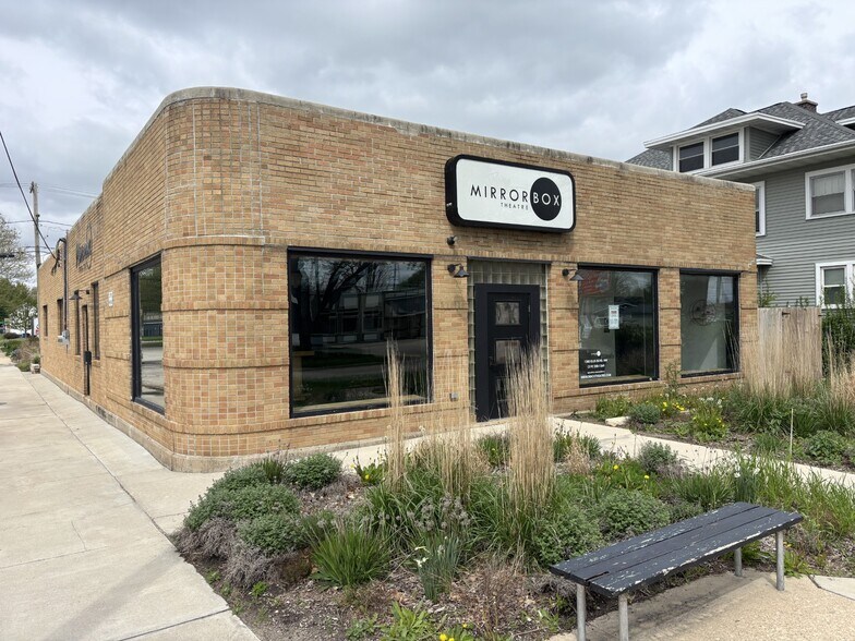 1200 Ellis Blvd NW, Cedar Rapids, IA à vendre - Photo du bâtiment - Image 1 de 1