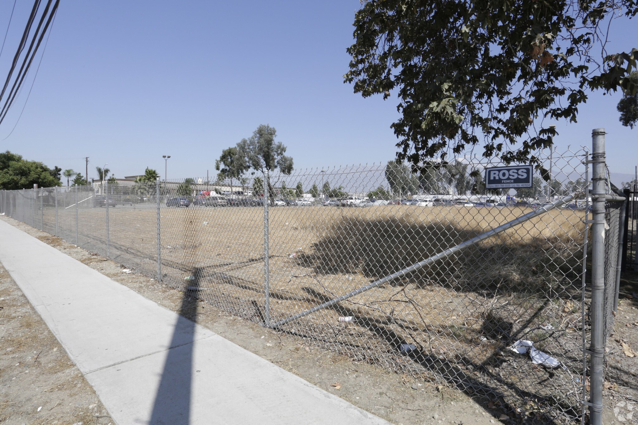 14336 Valley Blvd, Fontana, CA for lease Primary Photo- Image 1 of 6