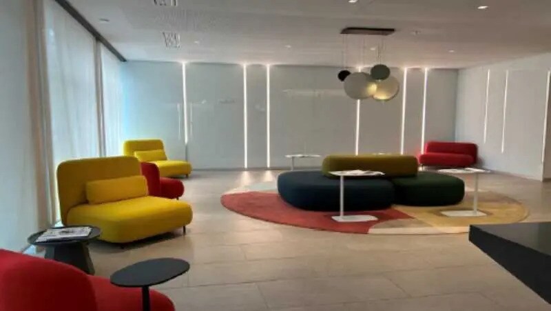 14 Rue Emile Borel, Paris for lease - Building Photo - Image 2 of 11