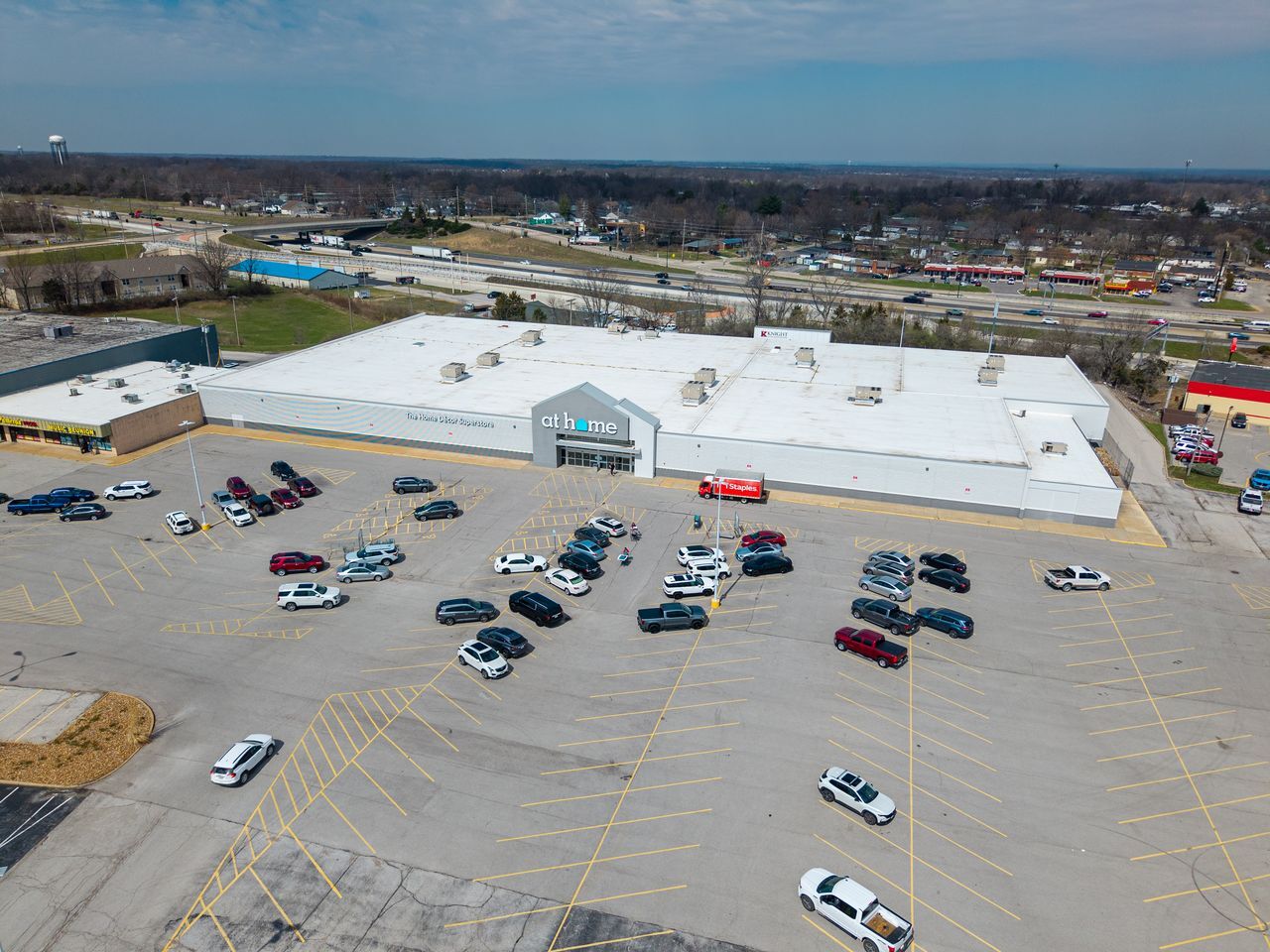 20 Ofallon Sq, O'Fallon, MO for sale Primary Photo- Image 1 of 7