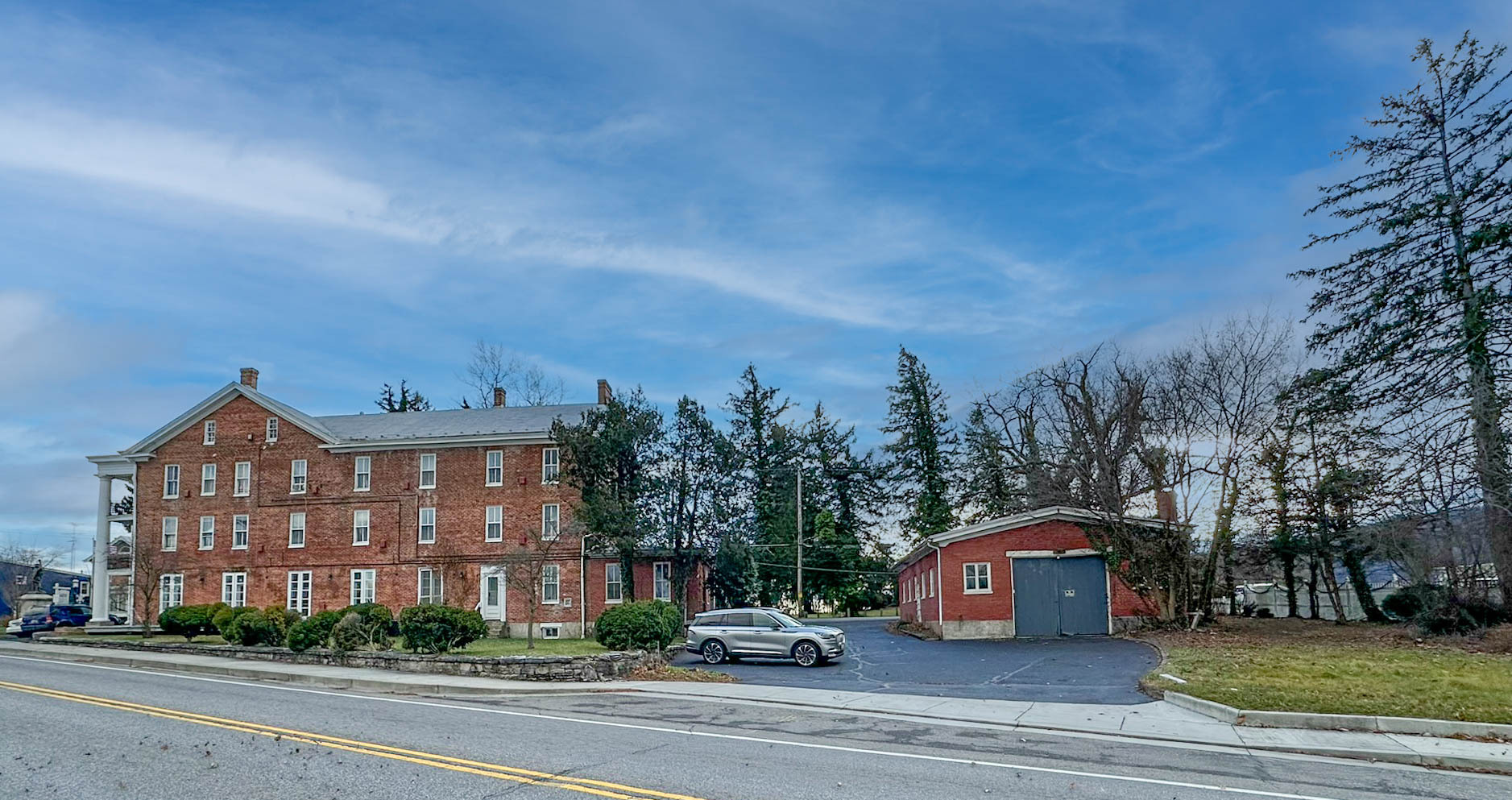 601 W Main St, Emmitsburg, MD for sale Building Photo- Image 1 of 1