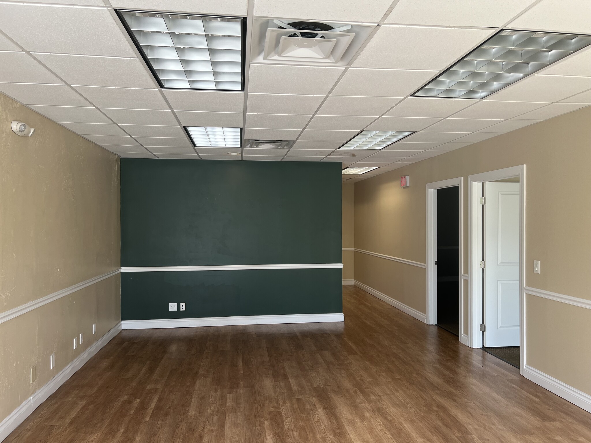 319 Belvedere Rd, West Palm Beach, FL for lease Interior Photo- Image 1 of 1