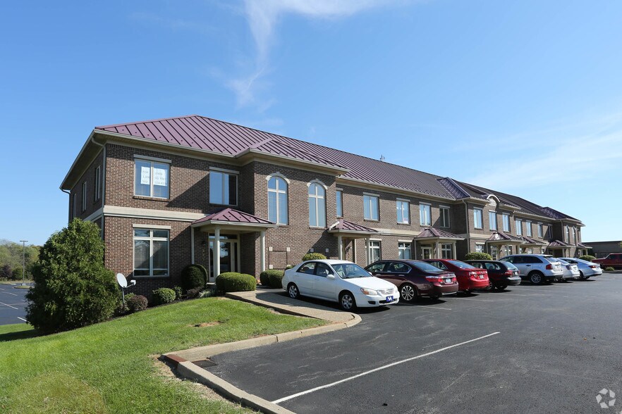 1717 Alliant Ave, Louisville, KY à louer - Photo du bâtiment - Image 2 de 7