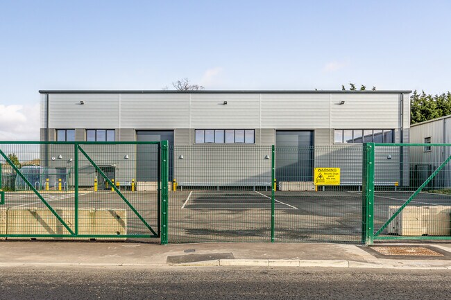 More details for 6 Cartersfield Rd, Waltham Abbey - Industrial for Lease