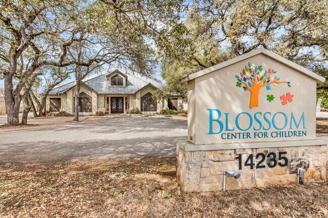 More details for 14235 Blanco Rd, San Antonio, TX - Office for Sale