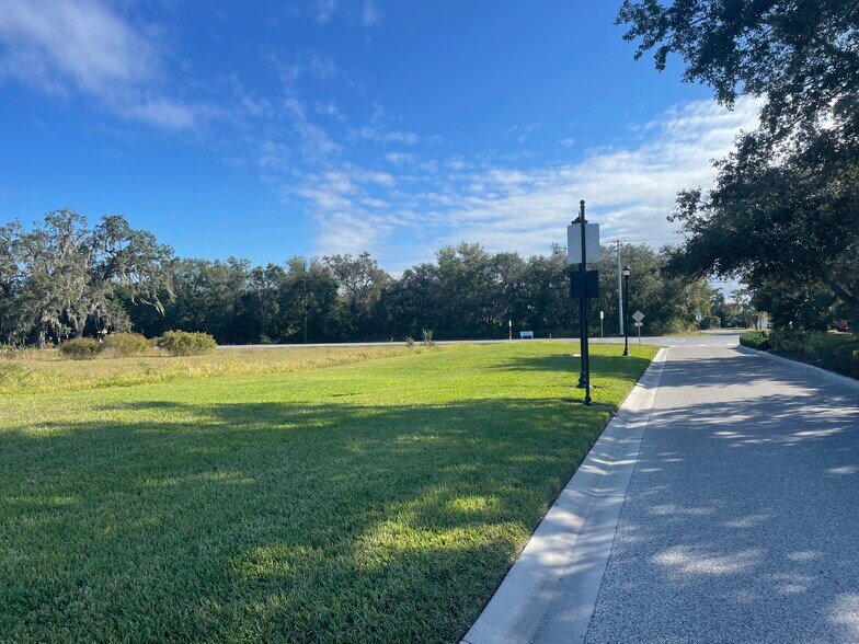 8821 Moon Lake Rd, New Port Richey, FL à vendre - Autre - Image 3 de 11