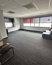 1041 N Mansfield Ave, Los Angeles, CA for lease Interior Photo- Image 1 of 5