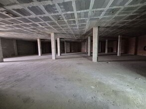 Retail in Ávila, Ávila for lease Interior Photo- Image 2 of 4