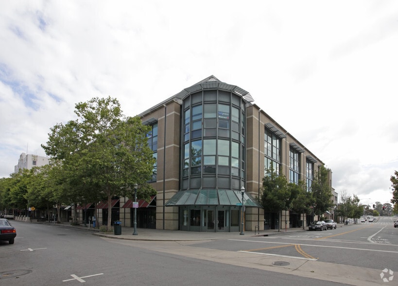 1200 Pacific Ave, Santa Cruz, CA for lease - Building Photo - Image 2 of 10