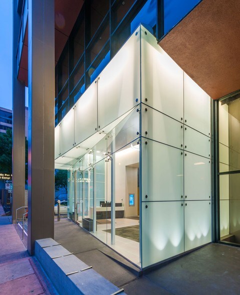 823 Congress Ave, Austin, TX for lease - Building Photo - Image 2 of 51