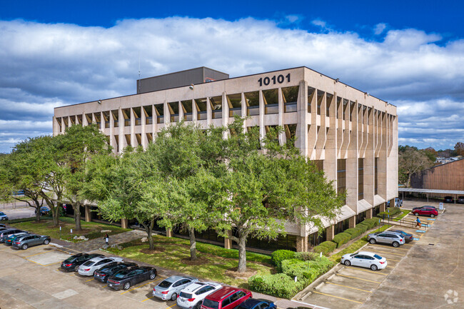 Plus de détails pour 10101 Fondren Rd, Houston, TX - Bureau à louer