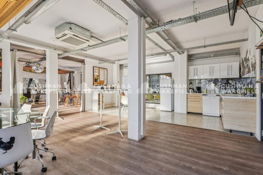 31 Avenue Léon Gambetta, Montrouge à louer - Photo du bâtiment - Image 3 de 13