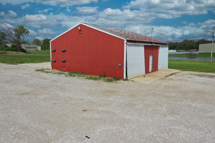 5681 E US Highway 60, Rogersville, MO à vendre - Photo du b timent - Image 1 de 1