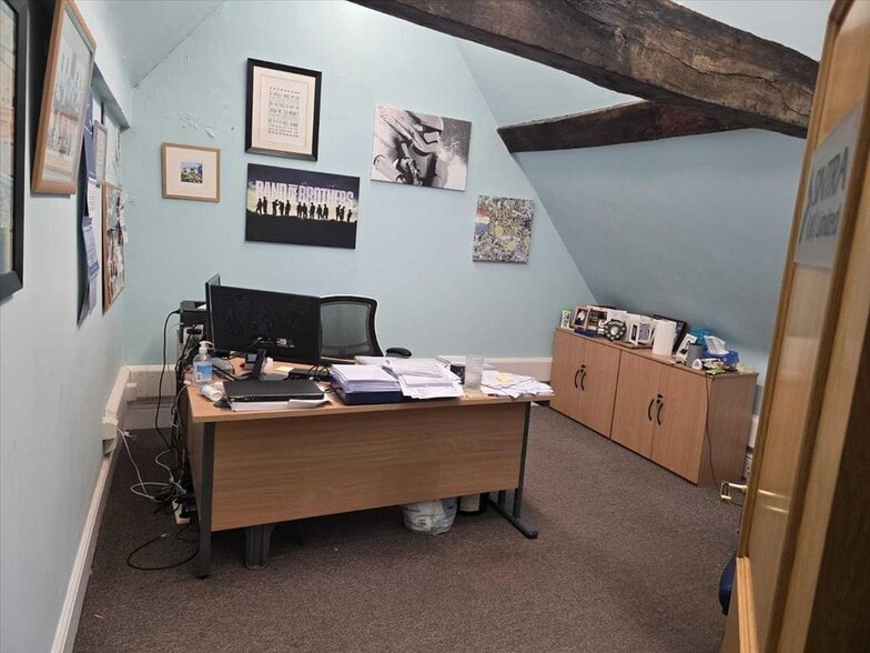 59 Wrawby St, Brigg for lease - Building Photo - Image 3 of 5