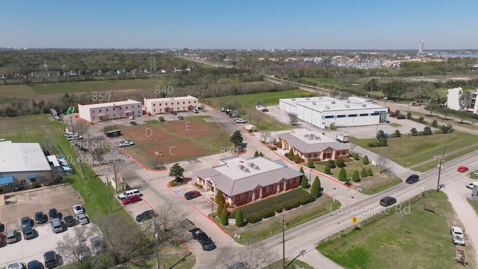 850 Lawrence Rd, League City, TX à louer - Vidéo sur l’inscription commerciale - Image 2 de 17