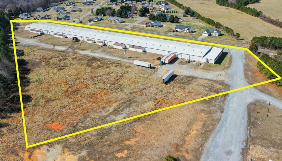 914 Champion Ferry Rd, Gaffney, SC for sale - Building Photo - Image 1 of 20