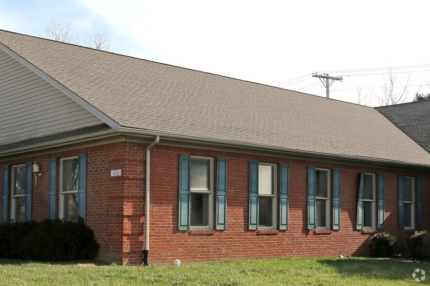 624 Chamberlin Ave, Frankfort, KY à vendre - Photo du bâtiment - Image 2 de 13