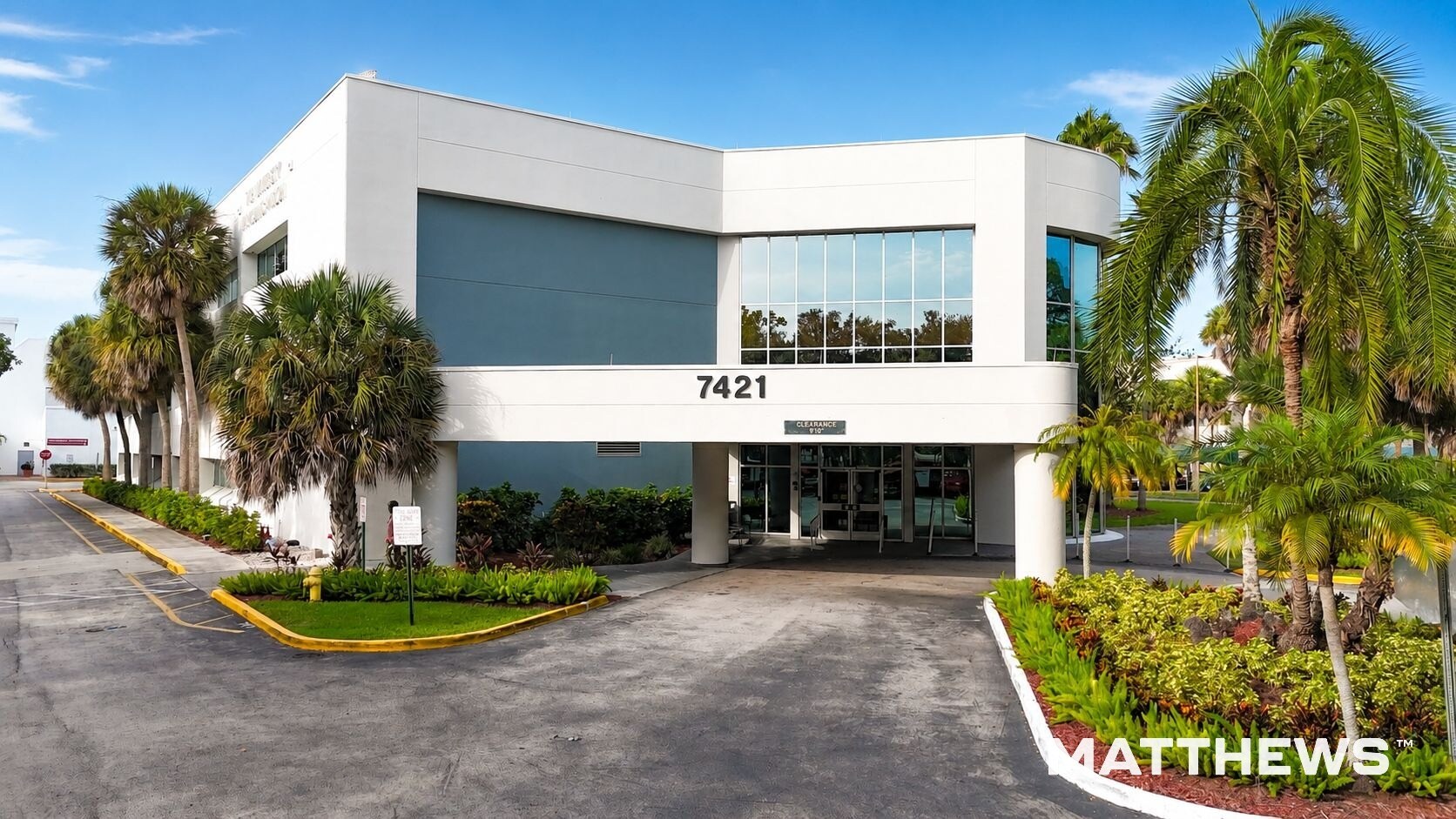 7421 N University Dr, Tamarac, FL à vendre Photo du bâtiment- Image 1 de 4