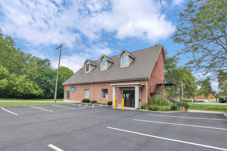 1020 High St, Worthington, OH à vendre - Photo du bâtiment - Image 3 de 7