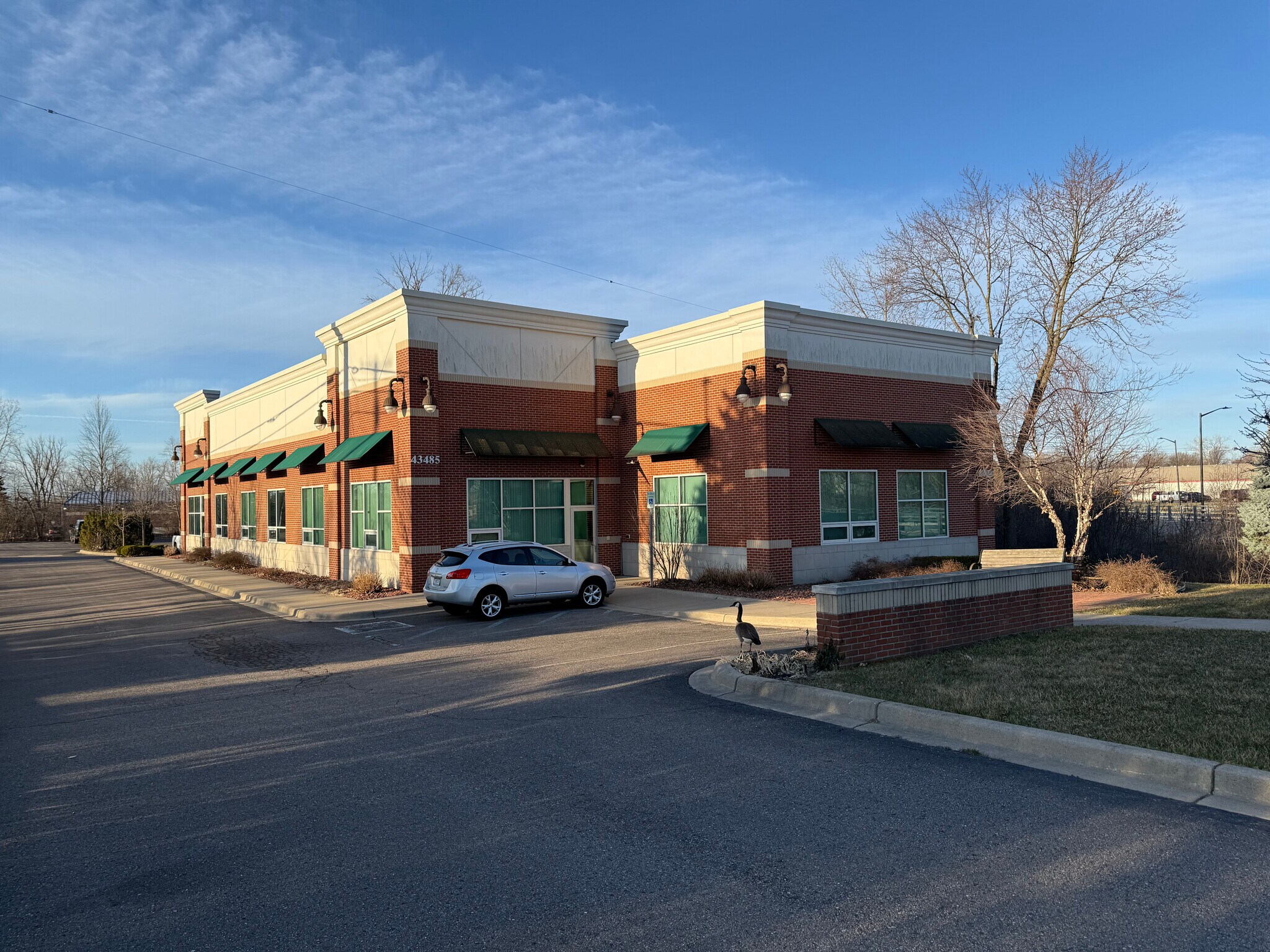 43485 Crescent Blvd, Novi, MI for sale Building Photo- Image 1 of 10
