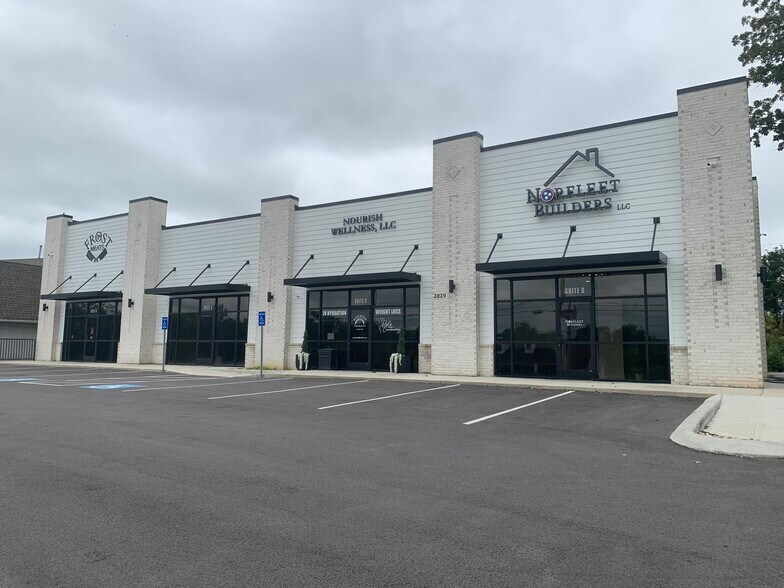 0 Highway 31W, Cross Plains, TN à louer - Photo du bâtiment - Image 3 de 4