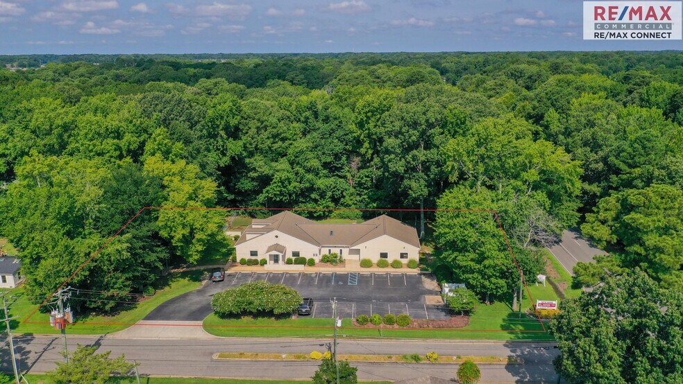3440 Hampton Hwy, Yorktown, VA à vendre - Photo du bâtiment - Image 2 de 49