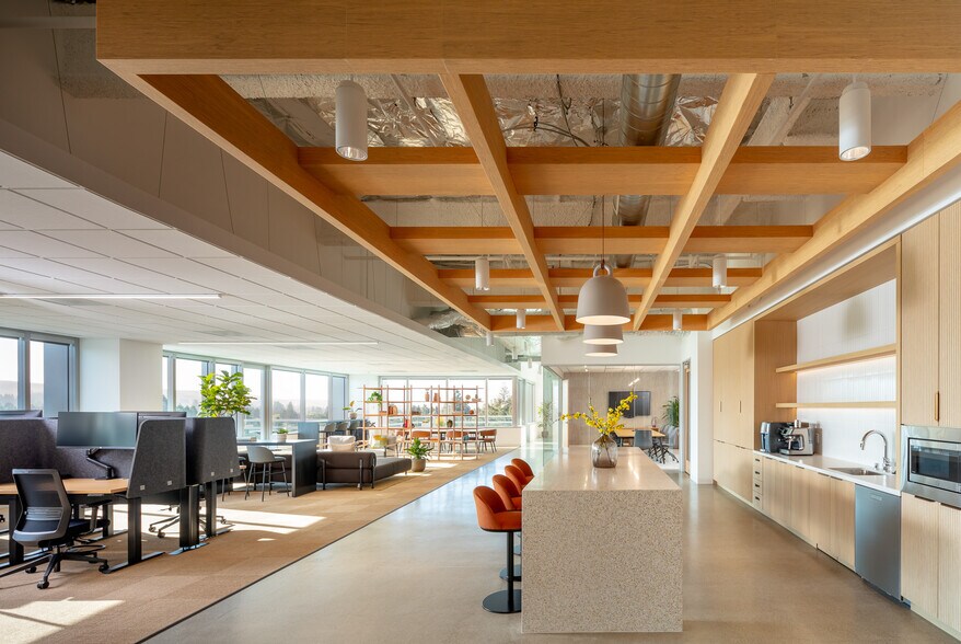 6101-6121 Bollinger Canyon Rd, San Ramon, CA à louer - Photo intérieure - Image 2 de 25