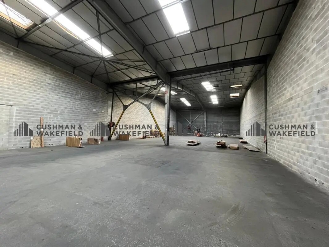 162 Boulevard Danielle Casanova, Marseille for lease Interior Photo- Image 1 of 9