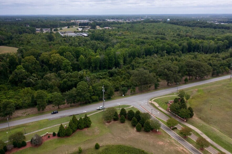 Airport Rd Tract # 4 Perry GA 31069, Perry, GA à vendre - Photo du bâtiment - Image 3 de 22