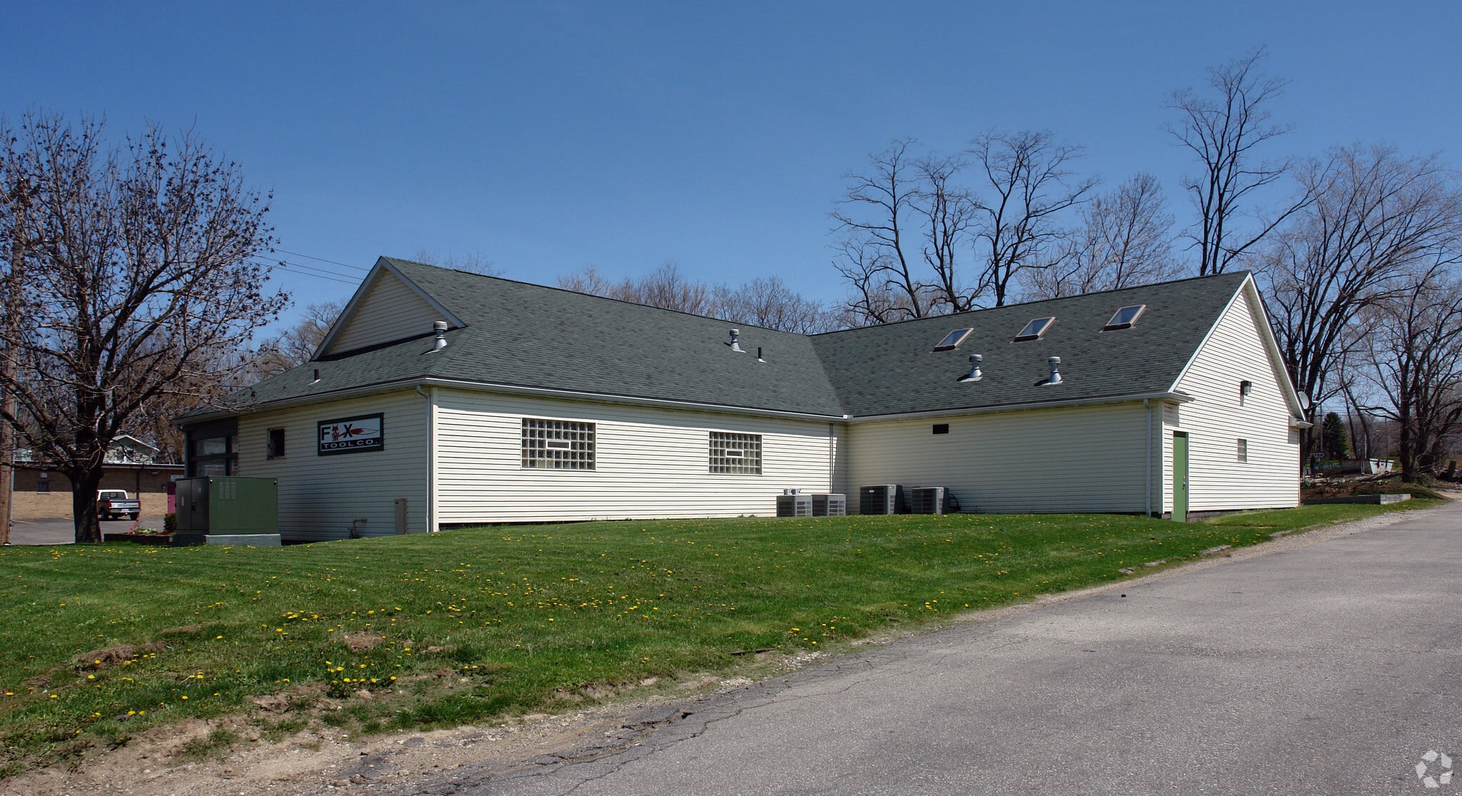 1471 Main St, Cuyahoga Falls, OH à vendre Photo principale- Image 1 de 3
