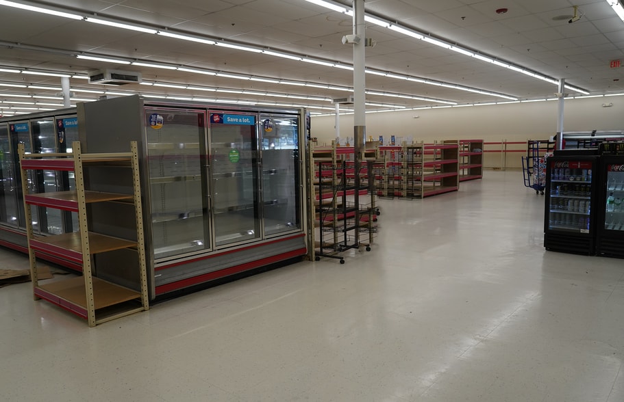 302 Pearman Dairy Rd, Anderson, SC for lease - Building Photo - Image 3 of 4