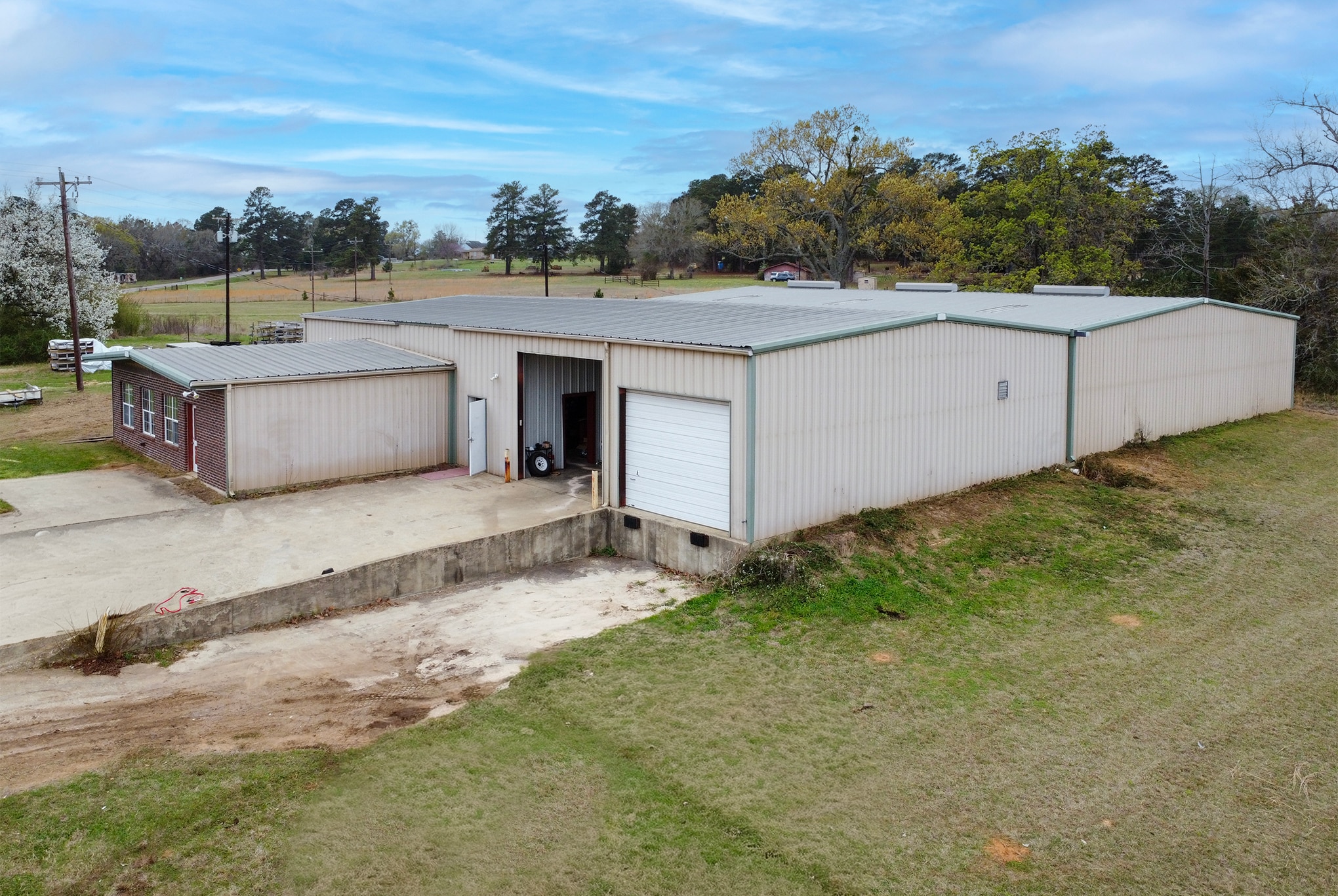 10991 TX-135, Troup, TX for sale Primary Photo- Image 1 of 29