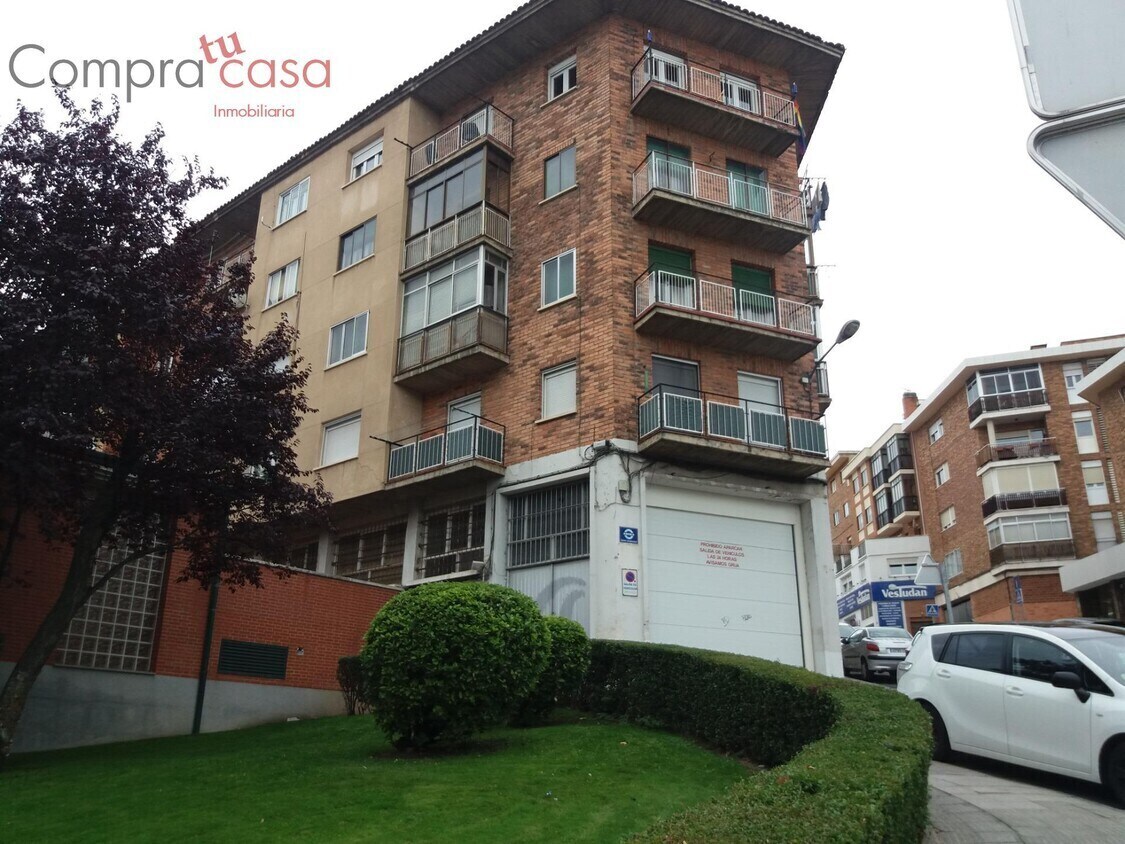 Multifamily in Segovia, Segovia for sale Building Photo- Image 1 of 3