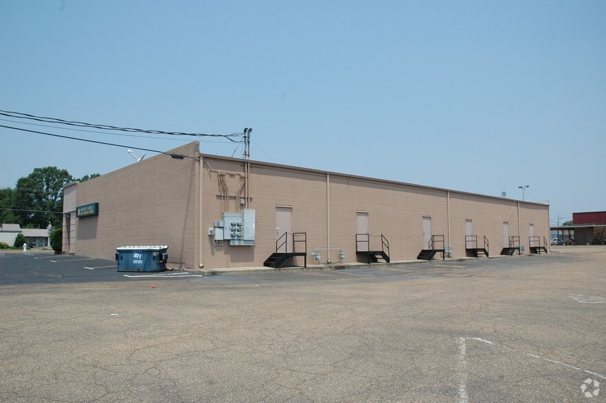 1400 Ellis Ave, Jackson, MS for lease - Building Photo - Image 2 of 6