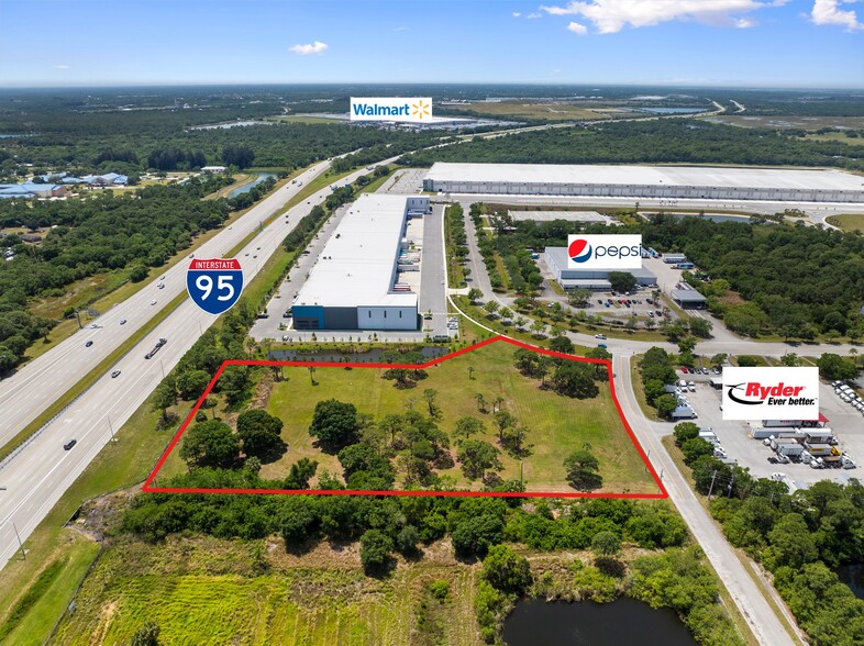 Crossroads Pky, Fort Pierce, FL à vendre - Aérien - Image 3 de 10