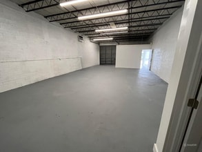 1451 SW 12th Ave, Pompano Beach, FL à louer Photo intérieure- Image 2 de 5