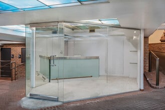 413-445 N Rodeo Dr, Beverly Hills, CA à louer Photo intérieure- Image 1 de 7