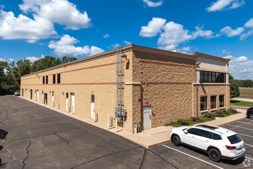 8617 W Point Douglas Rd, Cottage Grove, MN for lease - Building Photo - Image 2 of 7