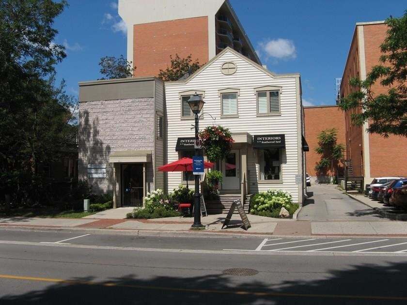 1463 Ontario St, Burlington, ON à vendre Photo principale- Image 1 de 1