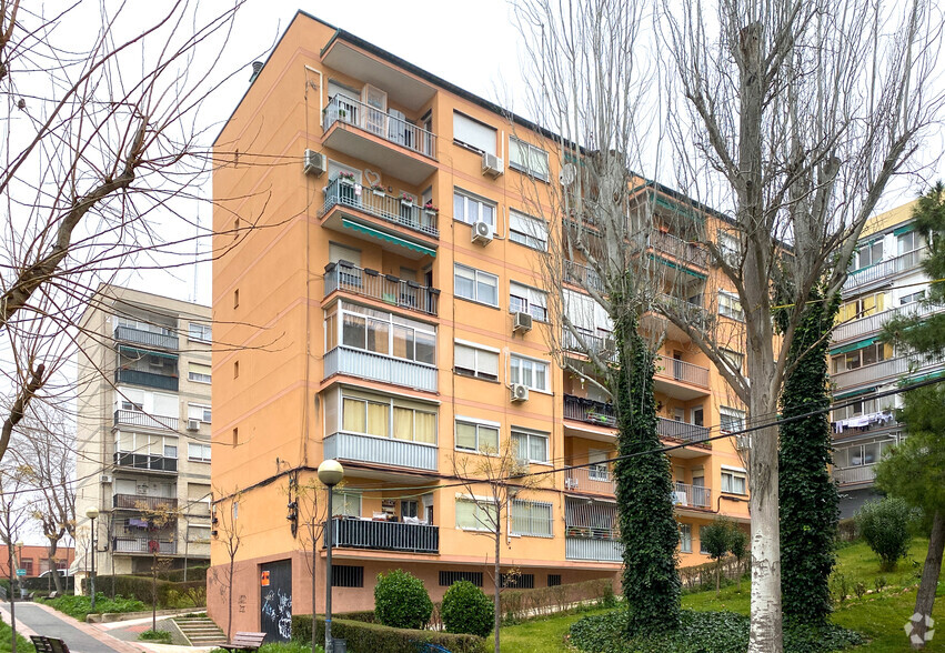 Avenida Lisboa, 36, Coslada, Madrid à louer - Photo du bâtiment - Image 2 de 2