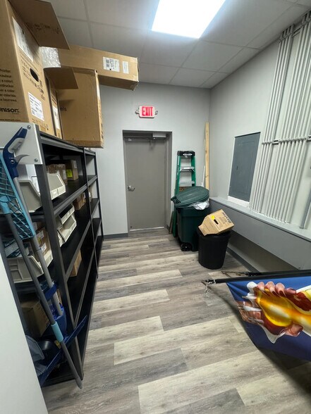 355 E Brannon Rd, Nicholasville, KY à louer - Photo intérieure - Image 3 de 10