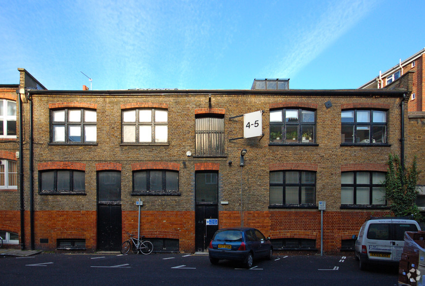 4-5 Long Yard, London for lease - Primary Photo - Image 1 of 5