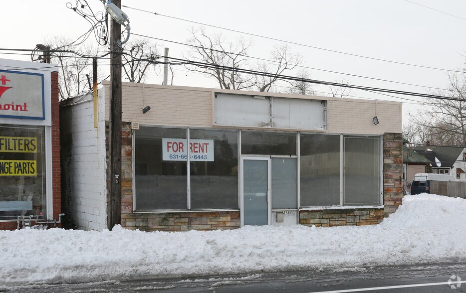 1512 Sunrise Hwy, Bay Shore, NY for sale - Primary Photo - Image 1 of 12