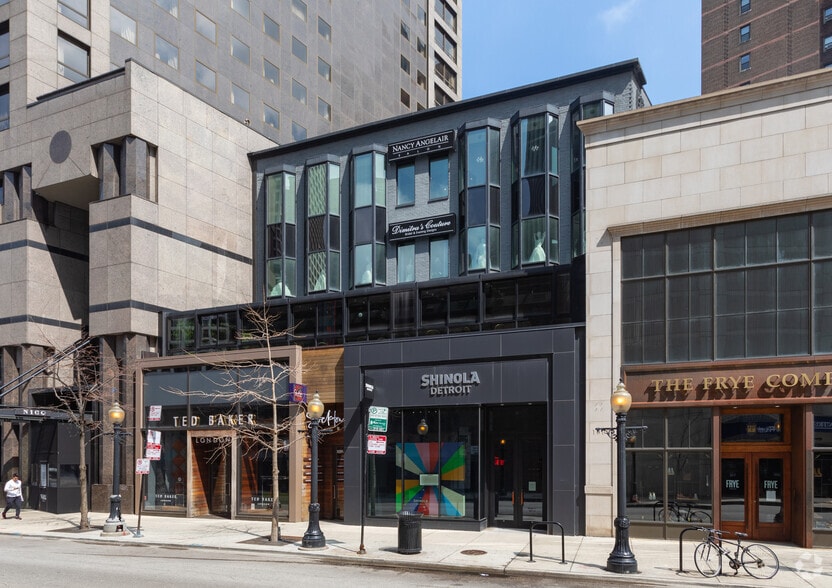 1009-1011 N Rush St, Chicago, IL à louer - Photo du bâtiment - Image 2 de 2