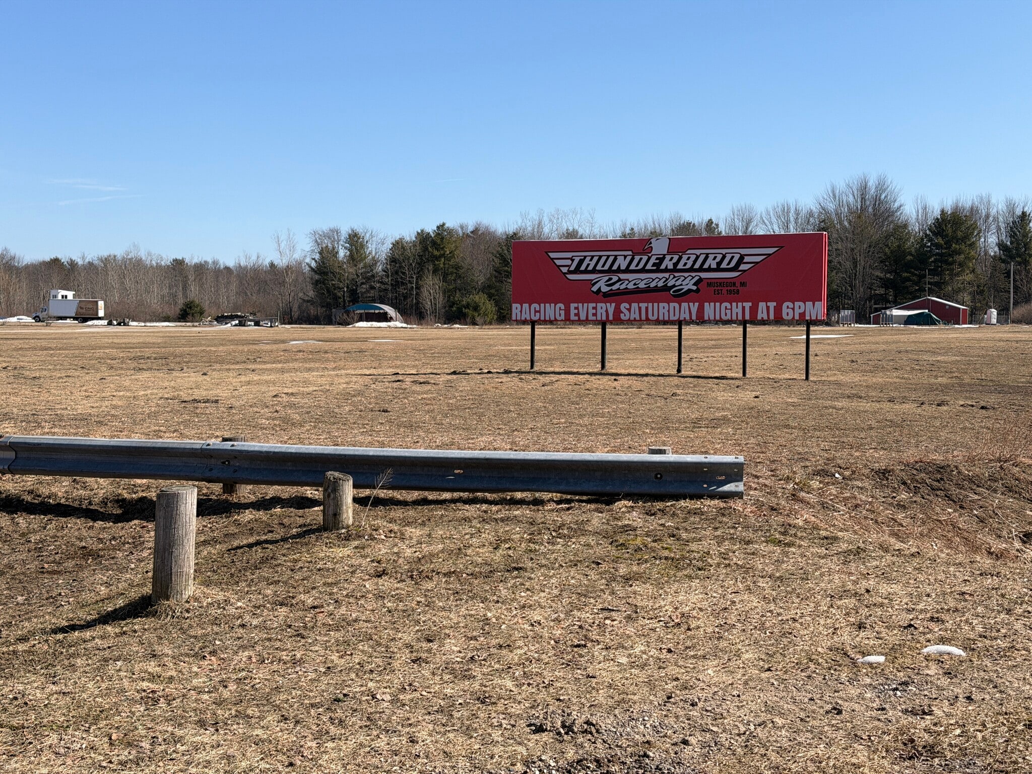 350 W Riley Thompson Rd, Muskegon, MI for sale Primary Photo- Image 1 of 13